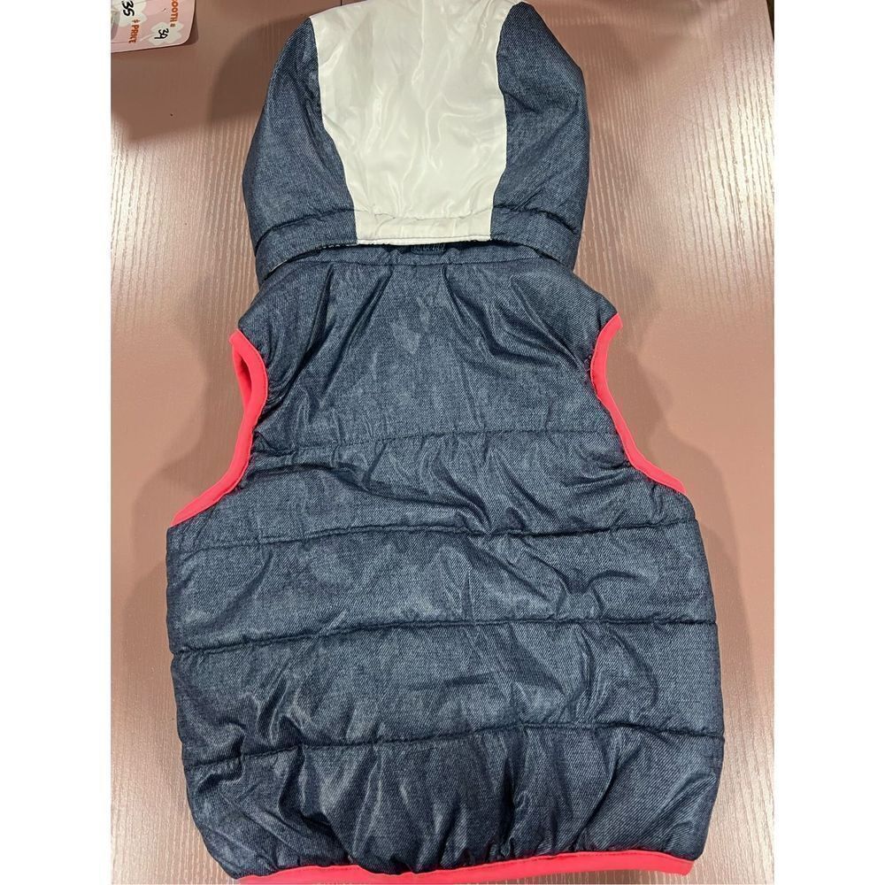 Hello Kitty Puffer Vest - Picture 2 of 5